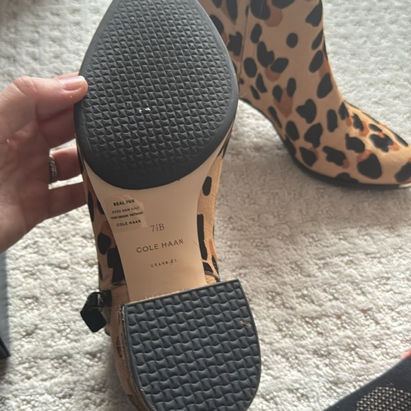 Cole Haan Grand Ambition 7.5 Ankle Boots - Picture 2 of 5